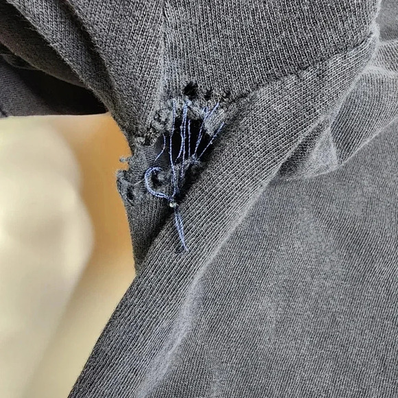 Vintage AC/DC Hand Lightning Shirt Size Large Distressed - Picture 6 of 6